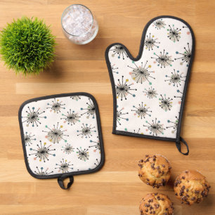 Funky Atomic Starburst Pattern Midcentury Modern Oven Mitt & Pot Holder Set