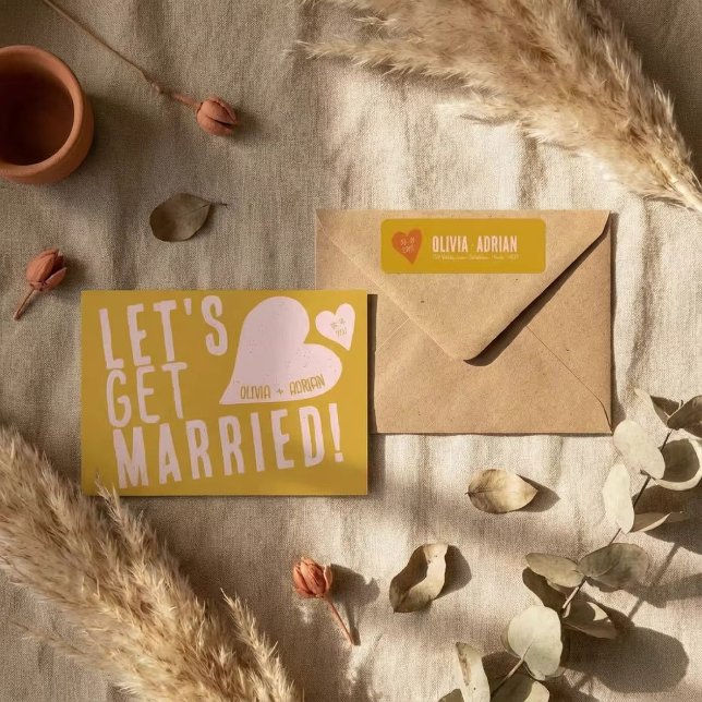 Funky Bold Font Label (Creator Uploaded)