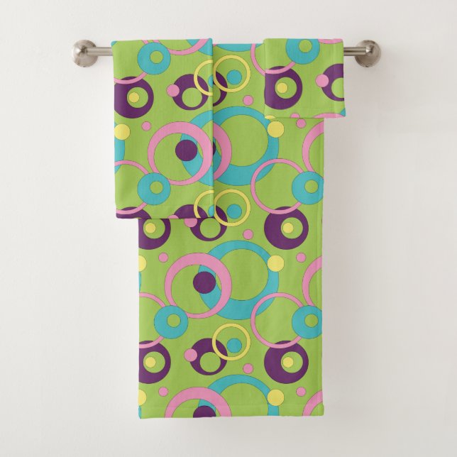 Funky Green Circles Towel Set (Insitu)