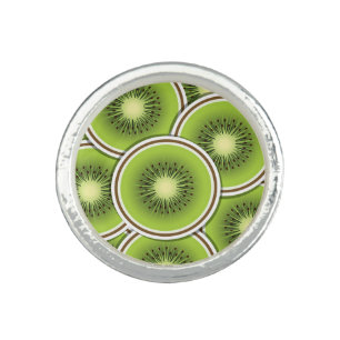 Funky kiwi fruit ring