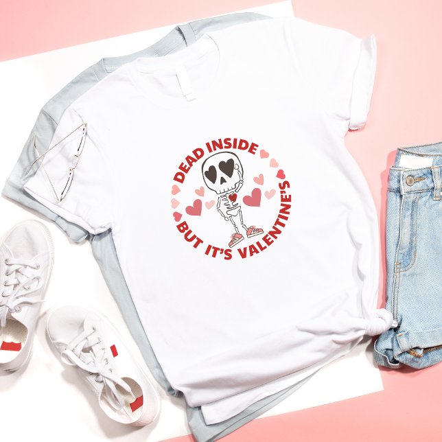 Funny Anti-Valentine's Day Cute Single skull T-Shirt (Creator Uploaded)