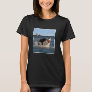 funny Art & Cat Lover Quote Cat Biting Shark Cool T-Shirt