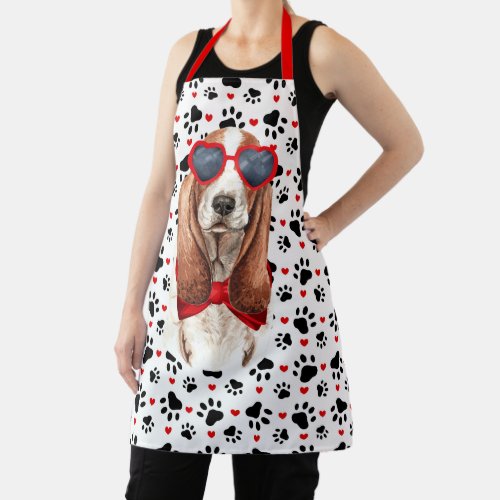 Funny Basset Hound Dog for Moms Valentines Day Apron