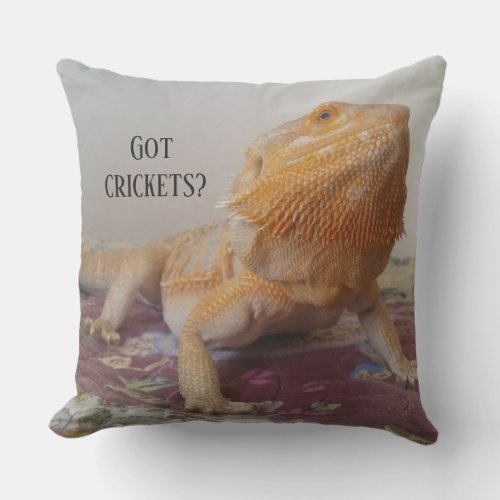 Funny Bearded Dragon Photo Design Throw Pillow