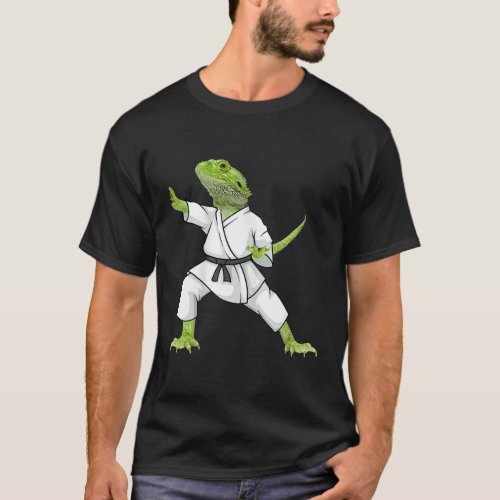 Funny Bearded Dragons Doing Karate Love Bearded T_Shirt