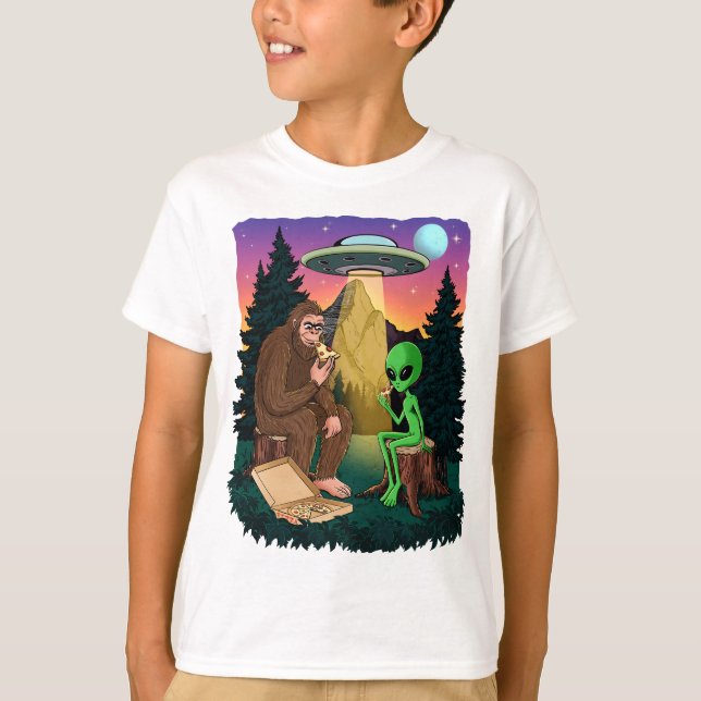 Funny Bigfoot Eating Pizza With Alien UFO Hiking T-Shirt (Front)