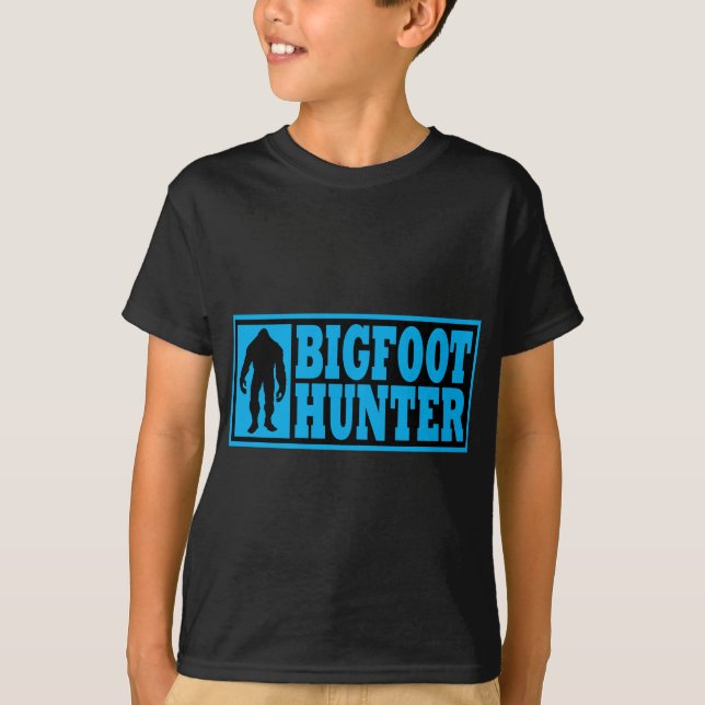 Funny BIGFOOT HUNTER Shirt - Finding Bigfoot Gear (Front)