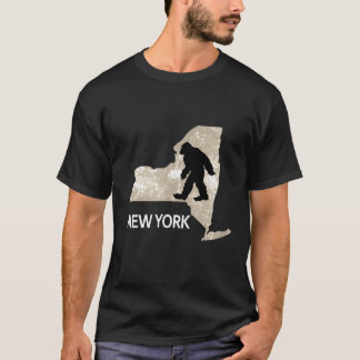 Funny Bigfoot I Believe Loves New York Ny T-Shirt