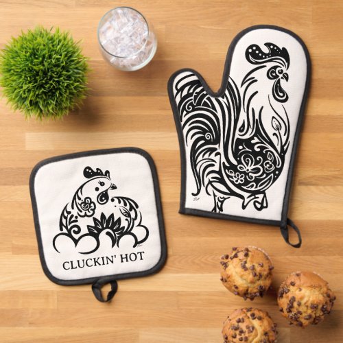 Funny Black and White Chicken Oven Mitt  Pot Holder Set