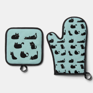 Funny Black Cats Oven Mitt & Pot Holder Set