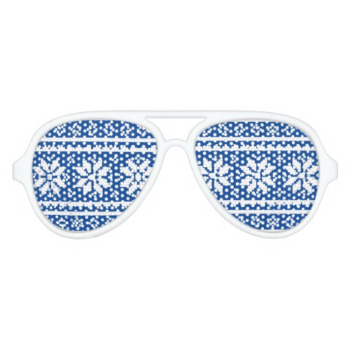 Funny blue and white snowflake pattern Christmas Aviator Sunglasses