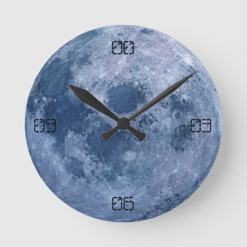Funny blue full moon space night cover round clock
