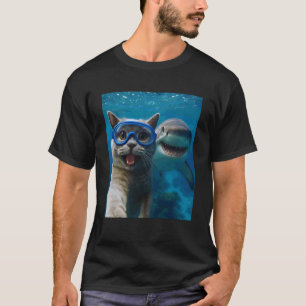 Funny British Shorthair Cat Selfie with Shark Ocea T-Shirt