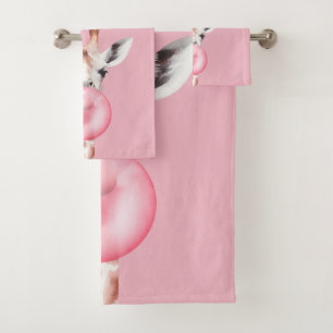 Funny Bubblegum Giraffe Bath Towel Set