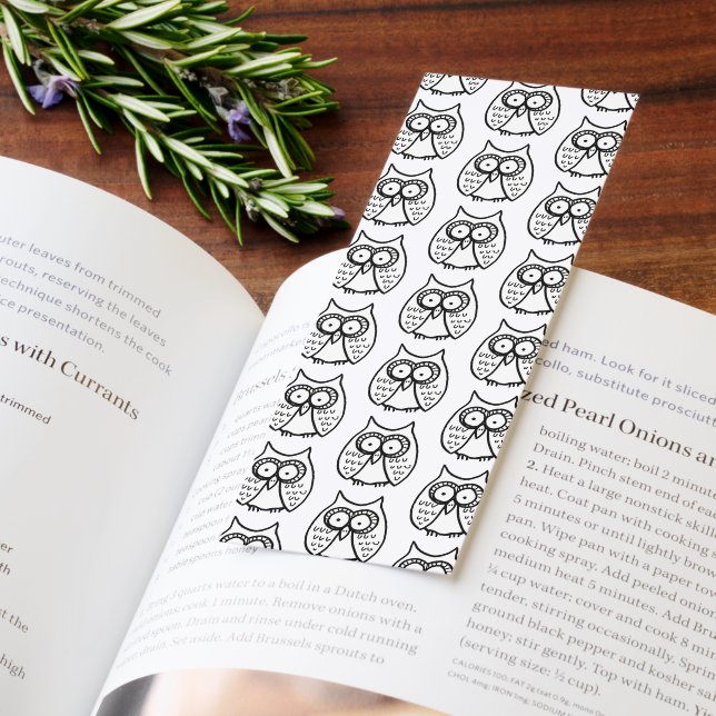 Funny Cartoon Owls Bookmarks (Book)