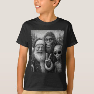 Funny Cat Santa Bigfoot Alien Christmas Selfie Tee
