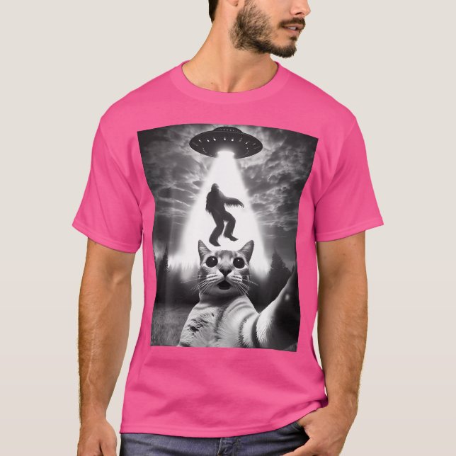 Funny Cat Selfie Flying Alien Ufo Abducting Bigfoo T-Shirt (Front)