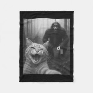 Funny Cat Surprised Happy Selfie With Bigfoot Doin Fleece Blanket