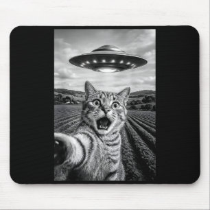 Funny Cat Ufo Alien Bengal Cat Selfie Gift Men Wom Mouse Pad