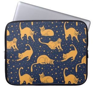 Funny cats, stars, space pattern. laptop sleeve