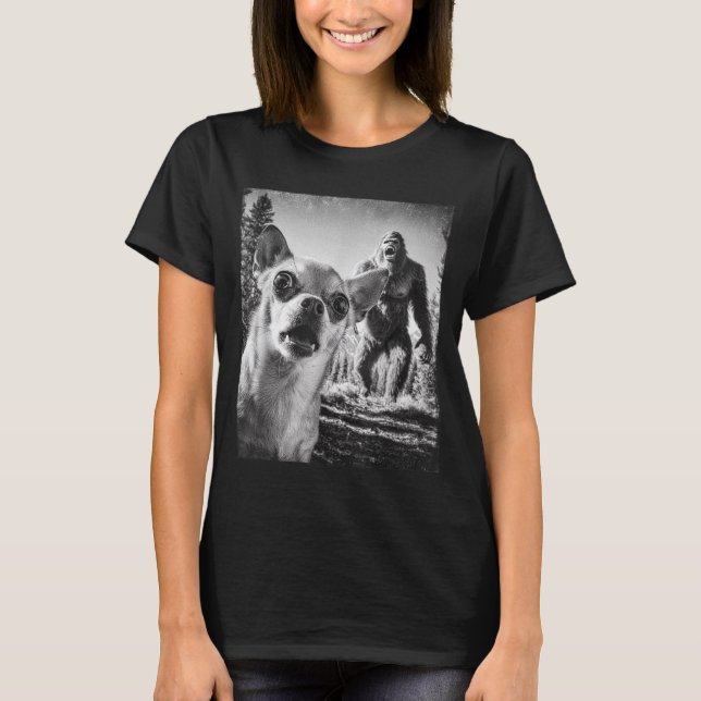 Funny Chihuahua Selfie With Bigfoot Sasquatch Cryp T-Shirt (Front)