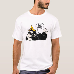 Funny Chillin Gorilla Men's T-Shirt - Banana Humor