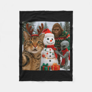 Funny Christmas Cat Selfie With Bigfoot Alien & Fleece Blanket