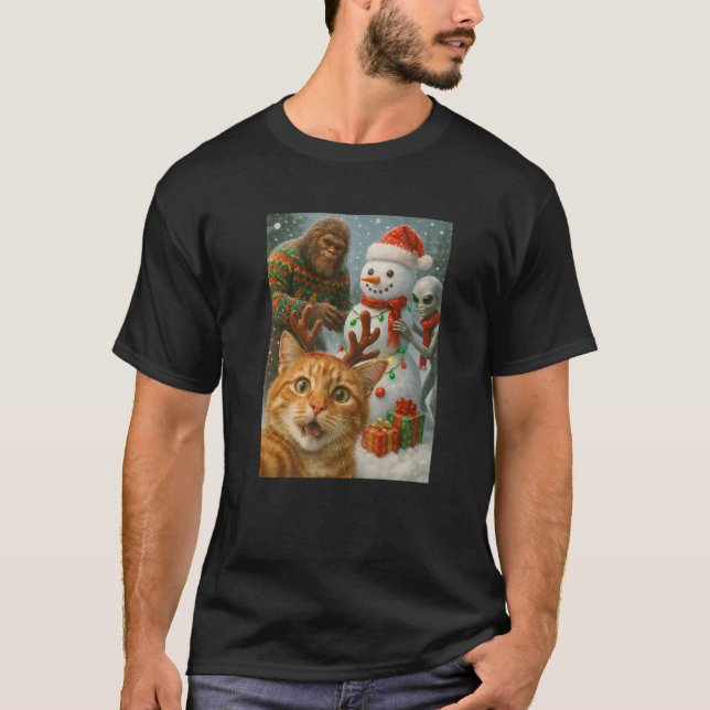Funny Christmas Cat Selfie with Bigfoot Alien Snow T-Shirt (Front)