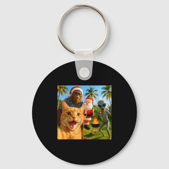 Funny Christmas Cat Selfie With Bigfoot &amp; Alie Keychain (Front)