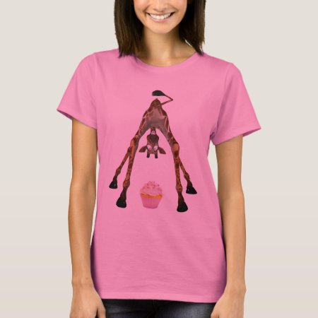 Funny Cute Giraffe And Cupcake T-shirt