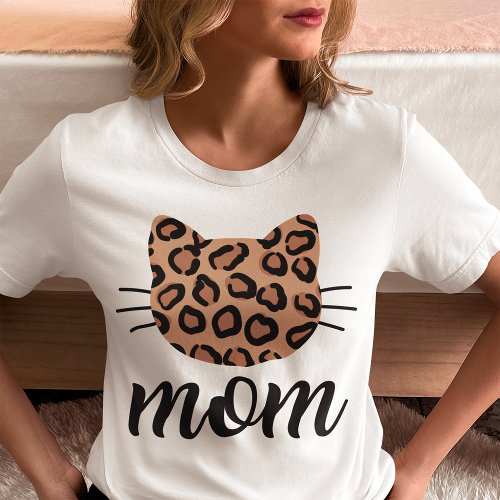 Funny Cute Leopard Cat Mom Womens V_neck T_Shirt
