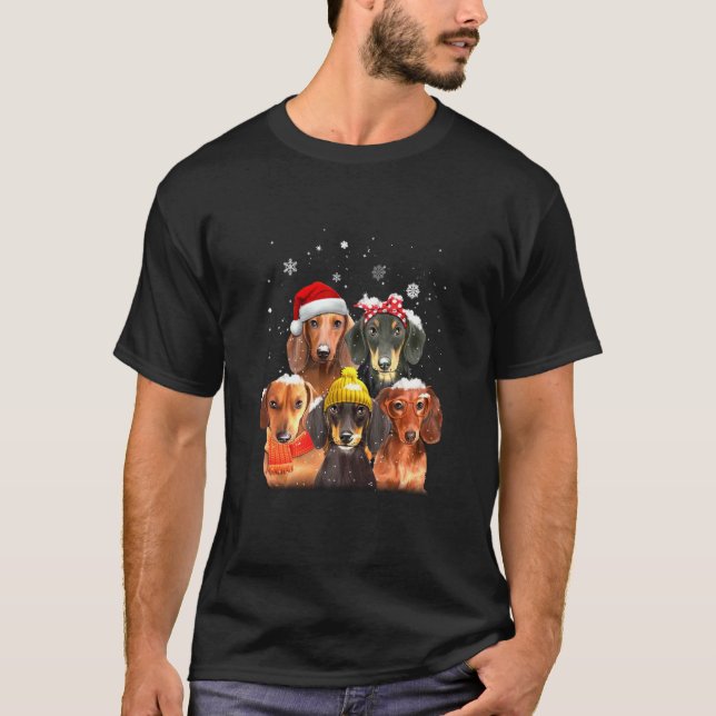 Funny Dachshund Friends Christmas On Snow Xmas Paj T-Shirt (Front)