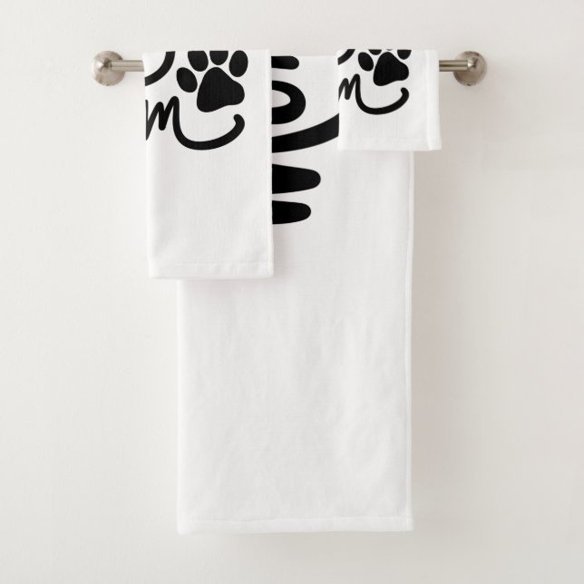 Funny Dog Paw Dog Mom Bath Towel Set (Insitu)
