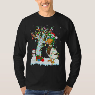 Funny Duck Bird Xmas Tree Lighting Santa Hat Duck  T-Shirt