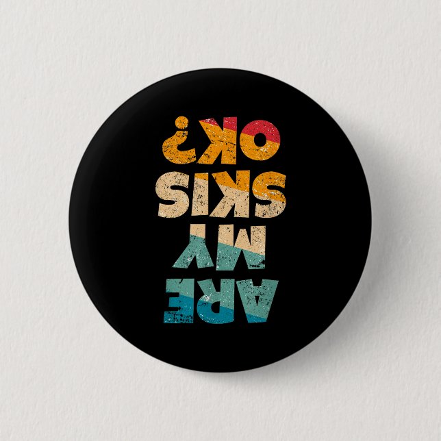 Funny freestyle skier are skis ok_ winter mountain button (Front)