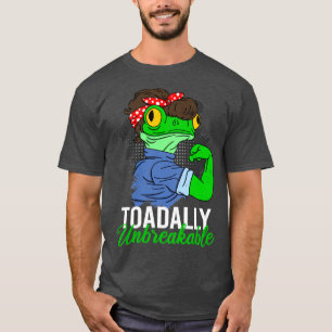 Funny Frog Toadally Unbreakable Gift T-Shirt
