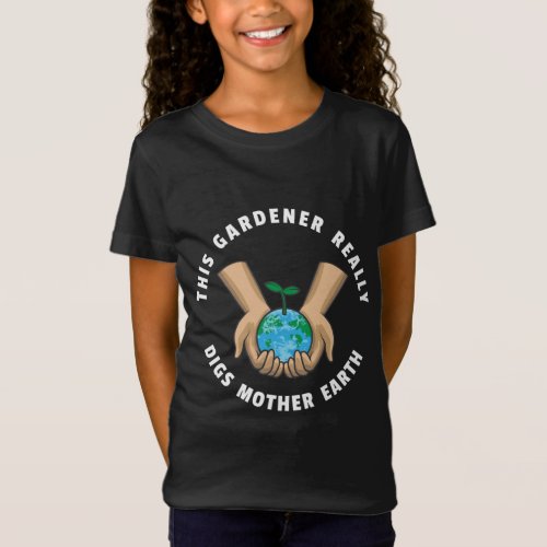Funny Gardening Quote This Gardener Really Digs Mo T_Shirt