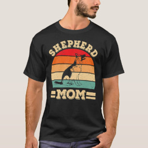 Funny German Shepherd Mom Print Dog Vintage Retro T-Shirt