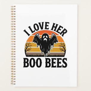 Funny Ghost Bee Pun Vintage Halloween T-Shirt Desi Planner