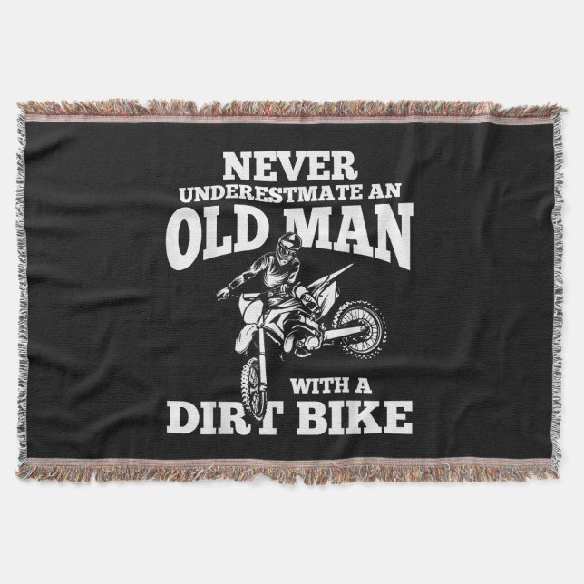 Funny Gifts Never Underestmate An Old Man With A D Throw Blanket (Front)
