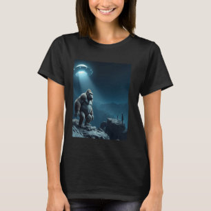 Funny Gorilla and Alien Selfie ufo Men Women kids T-Shirt