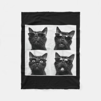 Funny Graphic Cat Photobooth Selfie Funny _2 Fleece Blanket