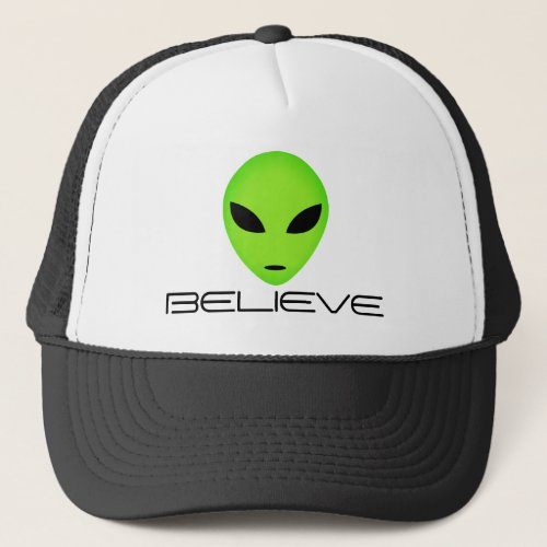 Funny green alien head trucker hat