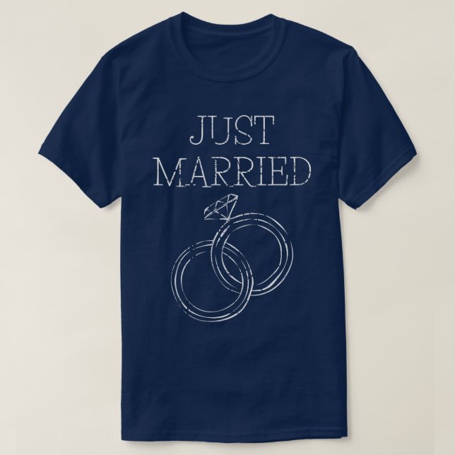 Funny Groom Bride Newlyweds Just Married Couple Ma T-Shirt (Design Front)