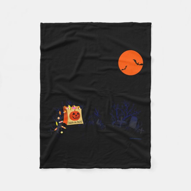 Funny Halloween Bigfoot Trick Or Treating - Bigfoo Fleece Blanket (Front)