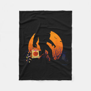 Funny Halloween Bigfoot Trick Or Treating Full Moo Fleece Blanket