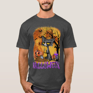 Funny Halloween Cat Swats Pumpkin Digging  T-Shirt