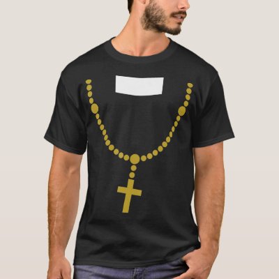 Funny halloween priest costume with gold cross T-Shirt