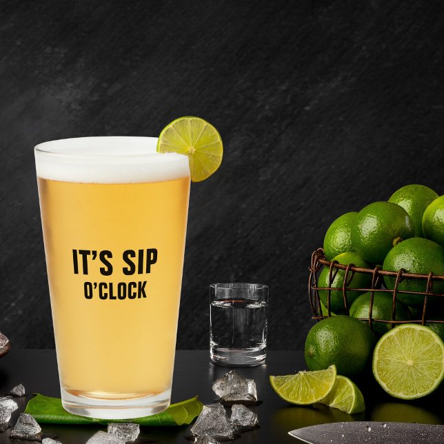 Funny It’s Sip O’Clock Minimalist Dad Birthday Glass (Creator Uploaded)