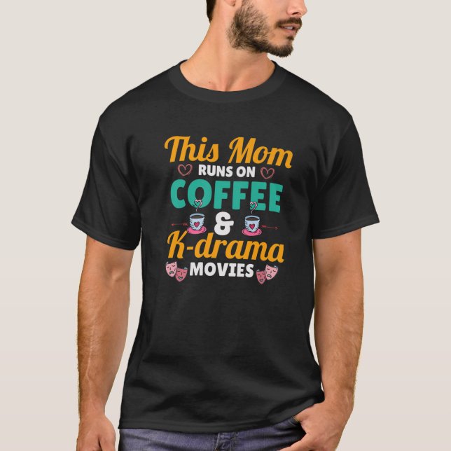 Funny K-Drama Mom KPOP Korean Merchandize Women Me T-Shirt (Front)